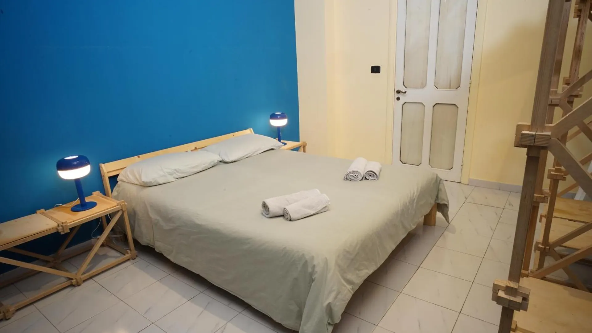Hotel Casa Base Bari Pensión